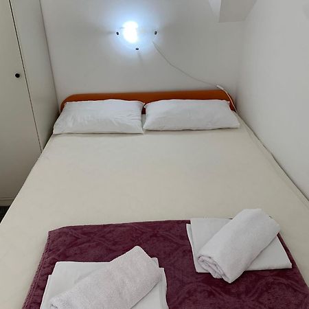 杜登住宿加早餐旅馆 克拉平斯凯托普利采 外观 照片